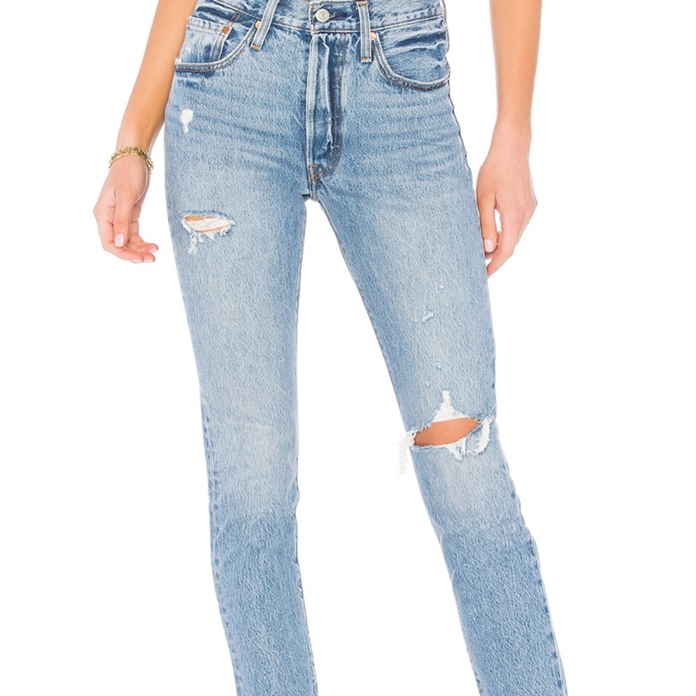 501 skinny jeans distressed